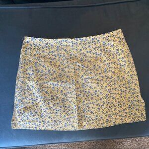 Charlotte Russe skirt Size M
